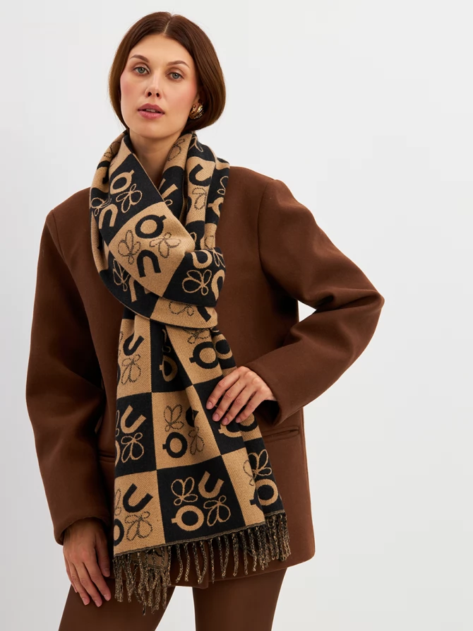 Палантин с графичным узором и бахромой SH25-20-3