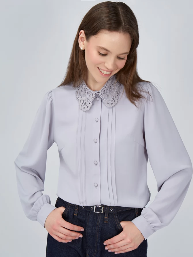 Блузка с воротником из кружева и защипами OD-913-2 св.сиреневый