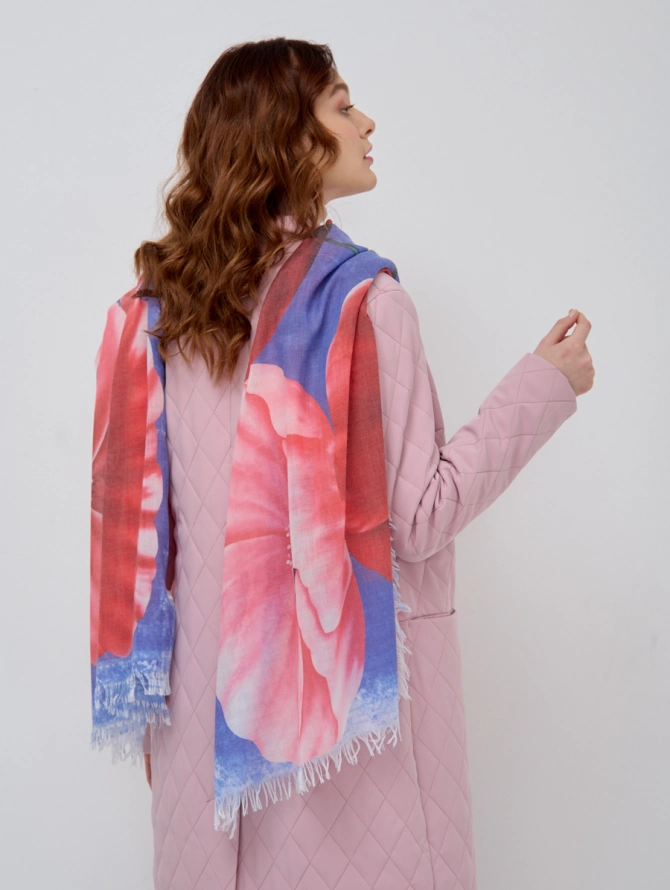 Палантин с принтом ярких маков