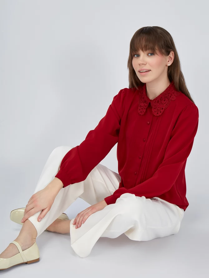 Блузка с воротником из кружева и защипами OD-913-3 бордовый