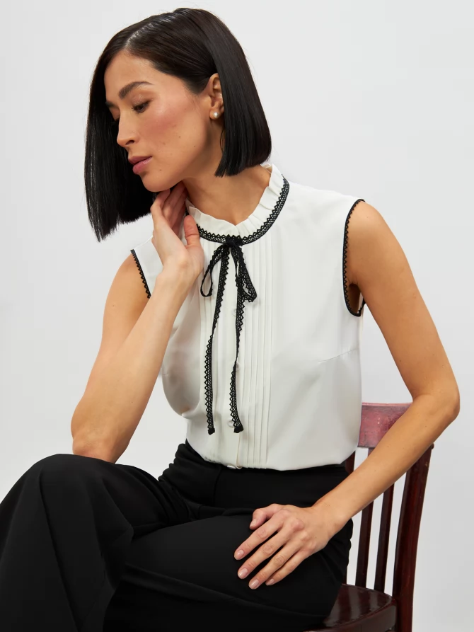 Блузка без рукавов с отделкой из тесьмы OD-973-1 белый