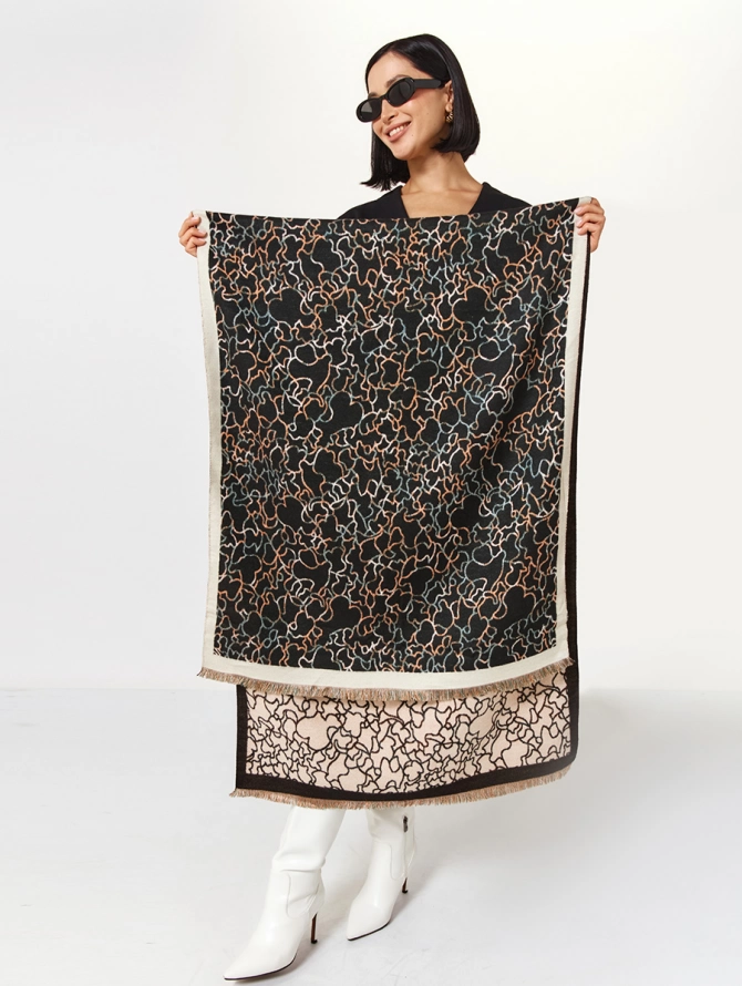 Палантин женский двусторонний с абстрактным принтом