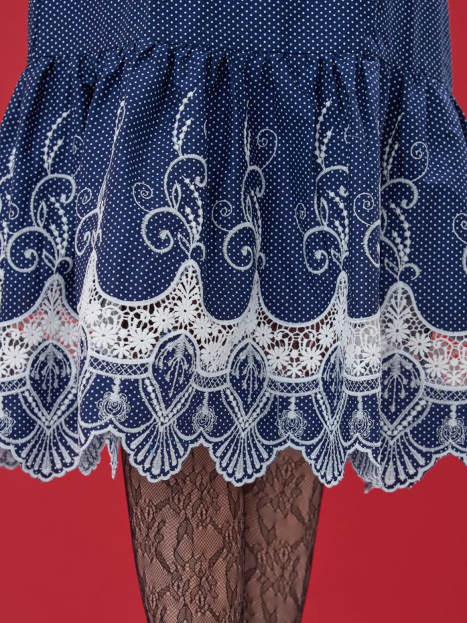 Платье на лямках