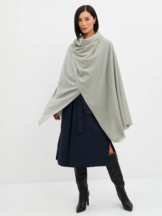 Палантин женский двусторонний однотонный