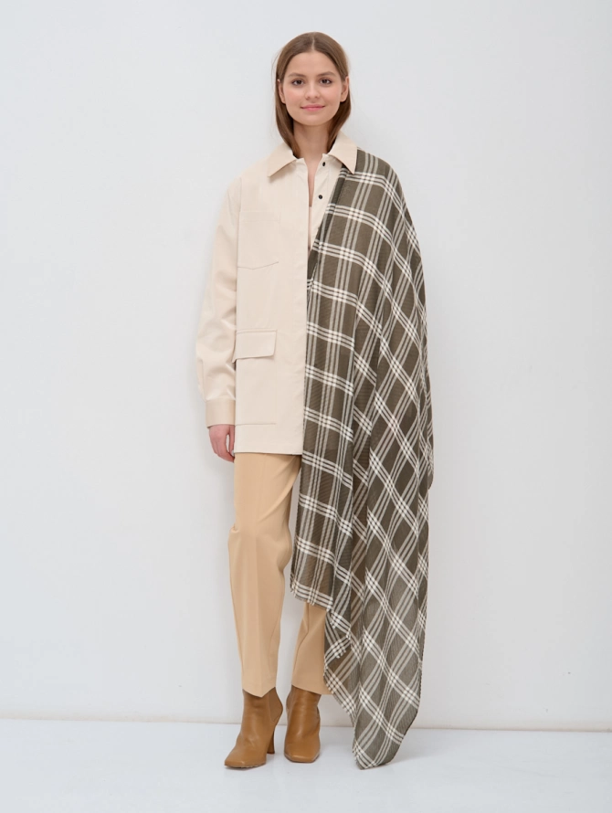 Палантин в клетку с фактурным плетением