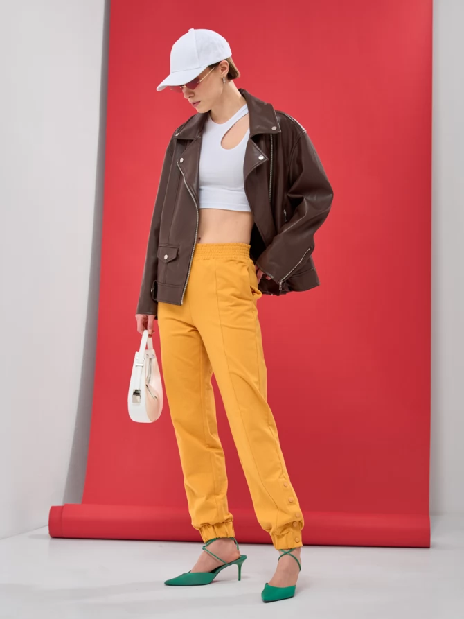 Брюки на кнопках