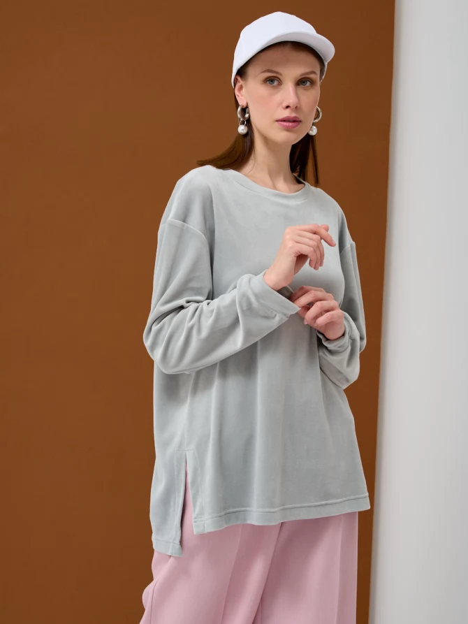 Свитшот оверсайз из велюра