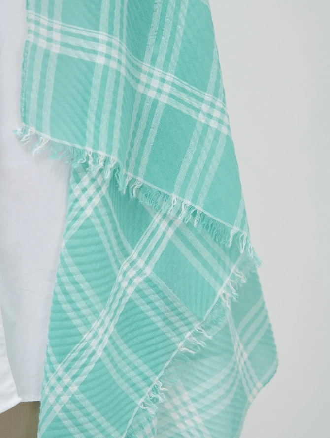 Палантин мятного цвета в клетку 90*180 см