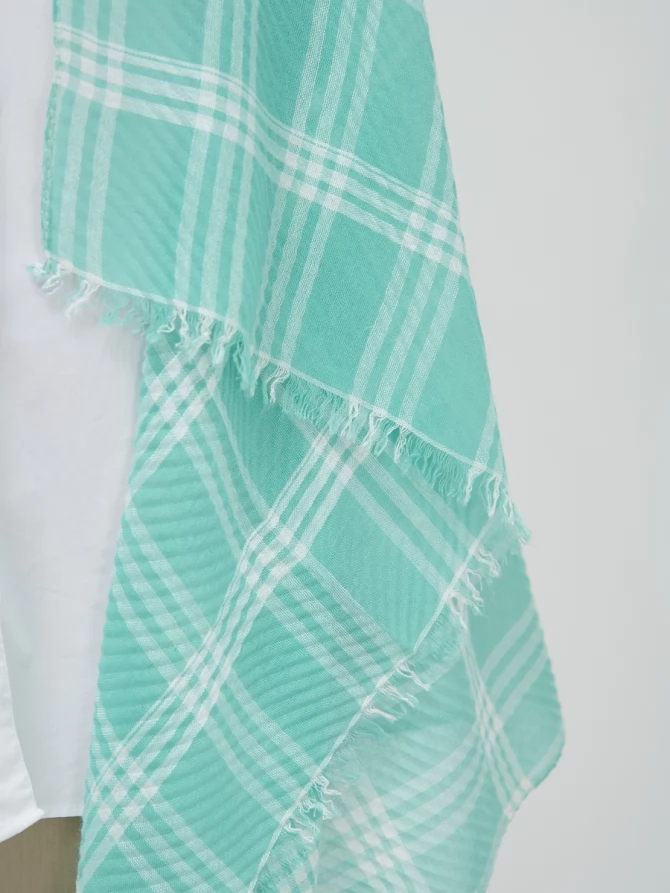 Палантин мятного цвета в клетку 90*180 см