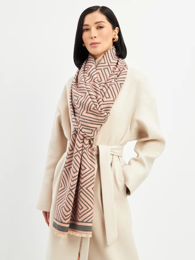 Палантин двусторонний с геометрическим узором