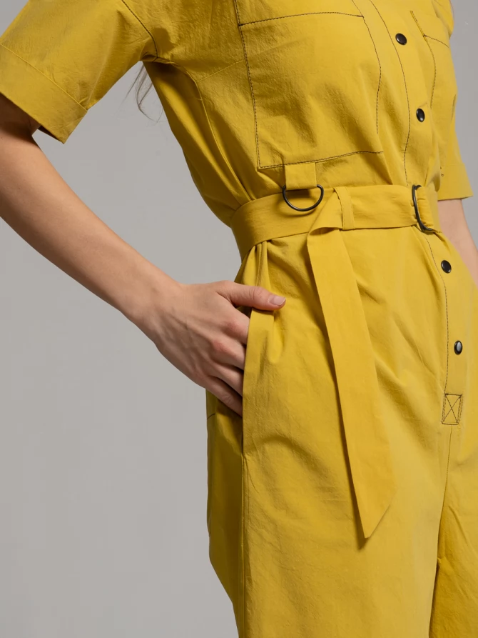 Комбинезон в стиле сафари короткий