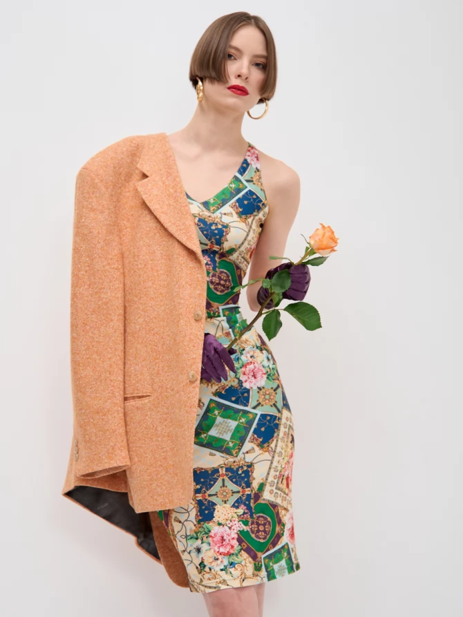 Платье с принтом масло