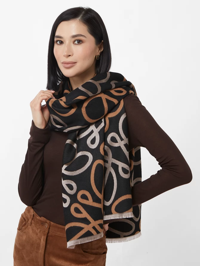 Палантин женский с двусторонним узором