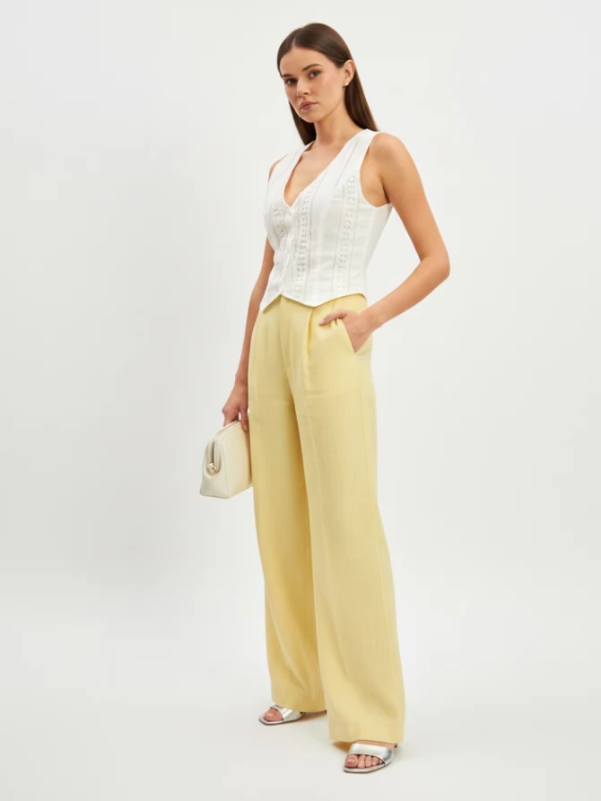 Жилет из хлопкового шитья белый OD-995-1