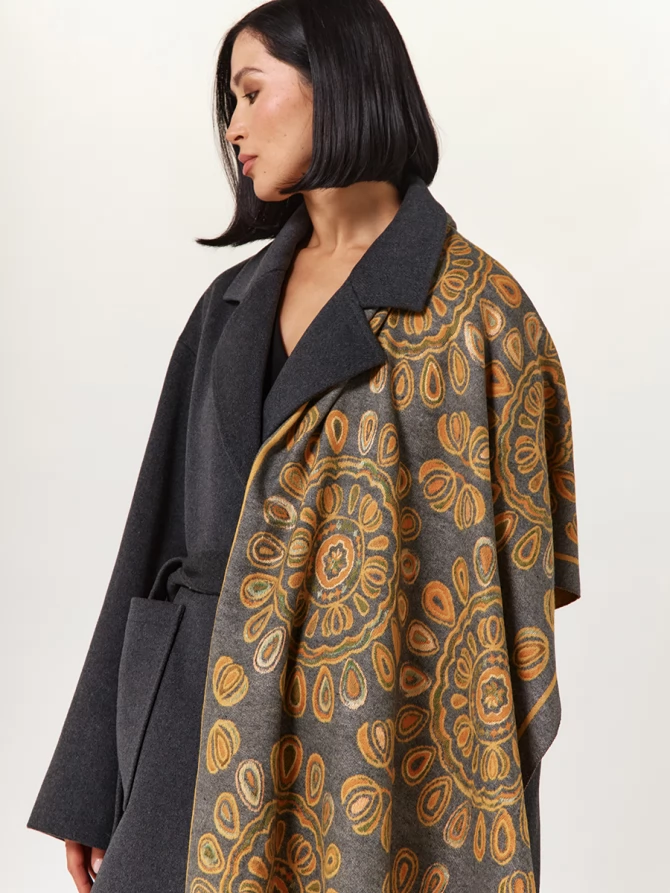 Палантин двусторонний с орнаментом мандала