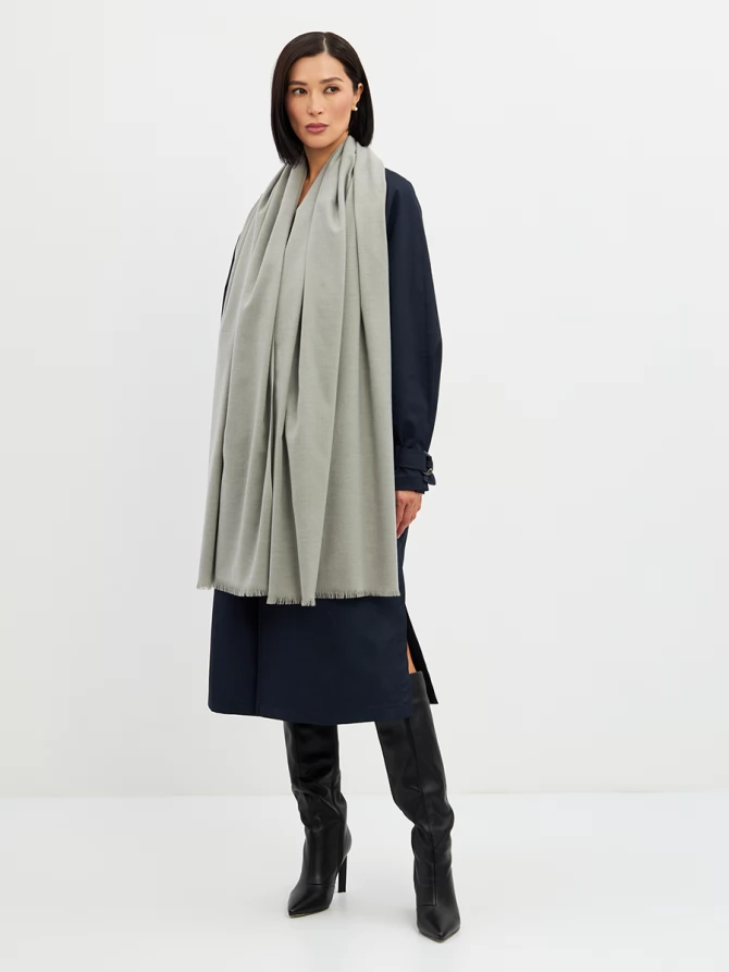 Палантин женский двусторонний однотонный