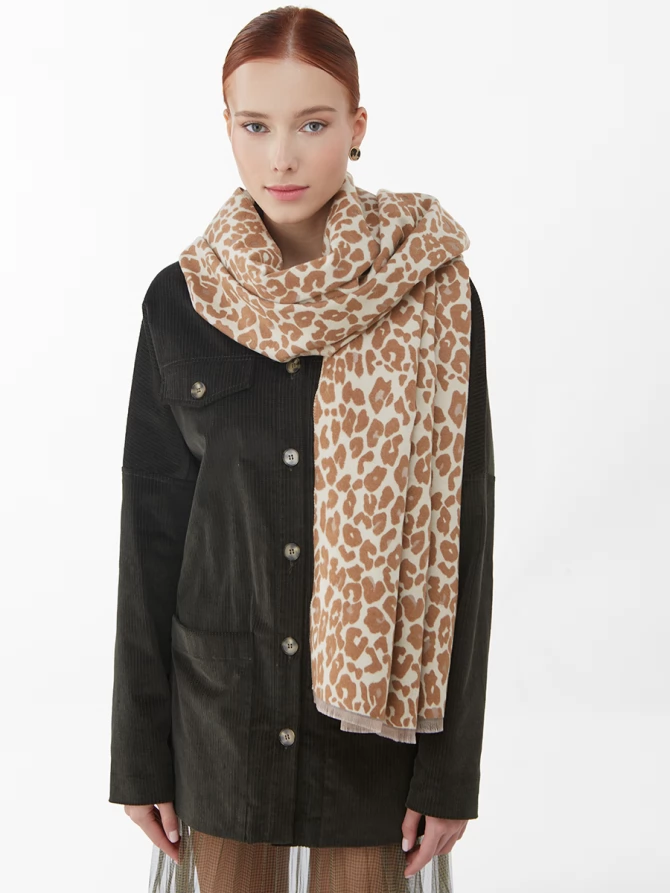 Палантин женский с леопардовым принтом двусторонний