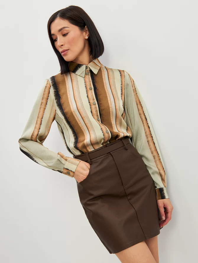 Блузка из атласной ткани OD-887-6 коричневый с серой полосой