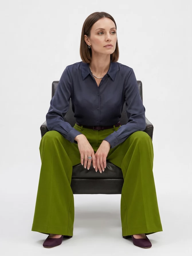 Блузка с галстуком графит