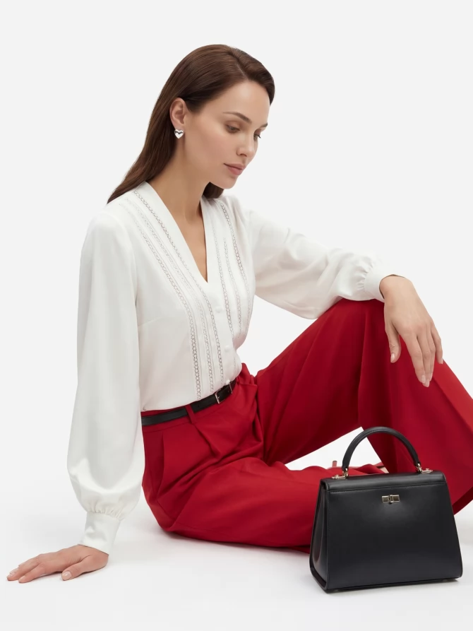 Блузка с V-образным вырезом и кружевом OD-1014-1 белый