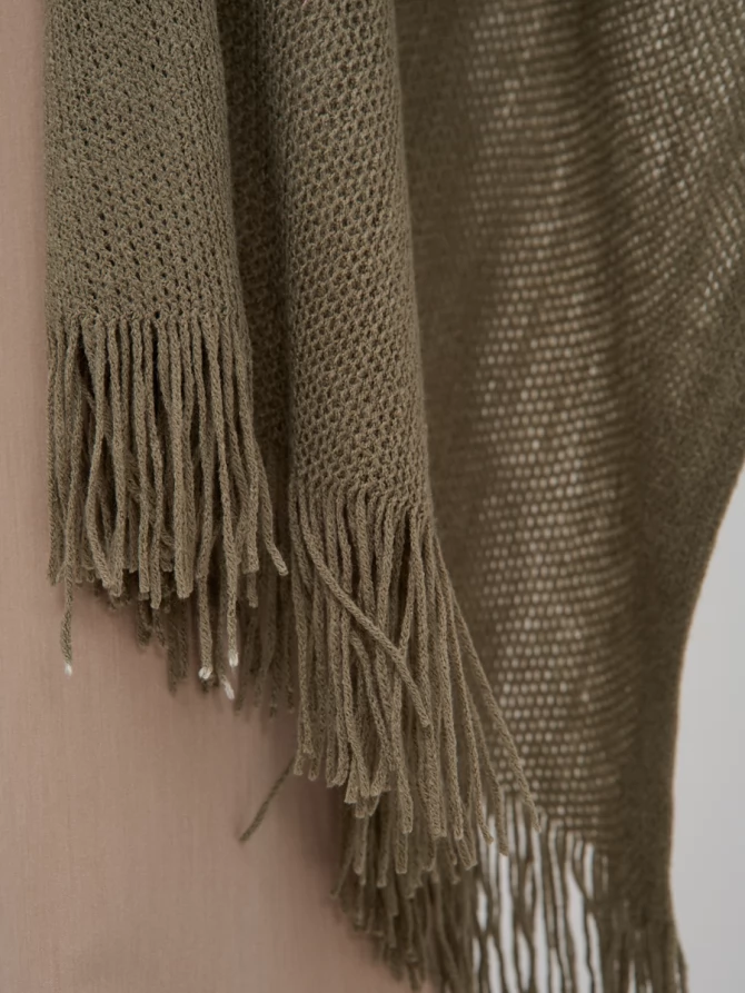 Палантин вязаный с бахромой GN-17-9
