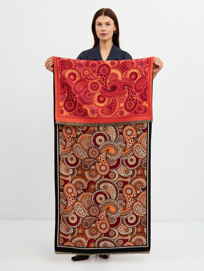 Палантин женский с авторским принтом пейсли