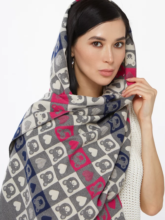 Палантин женский двусторонний с принтом Мишки и Сердца