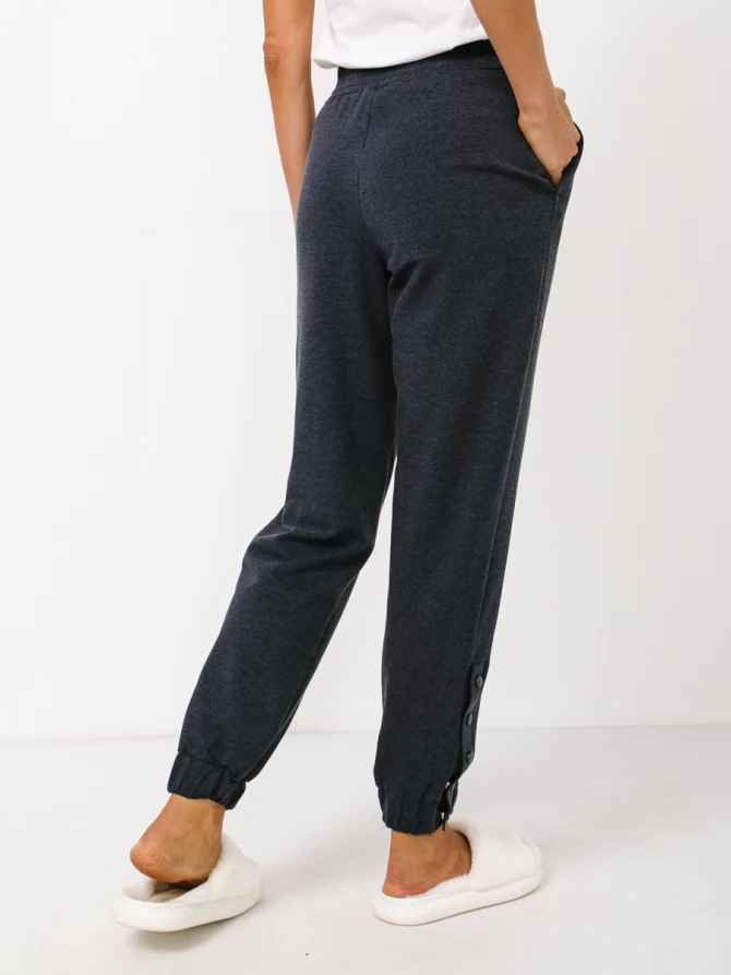 Брюки на кнопках