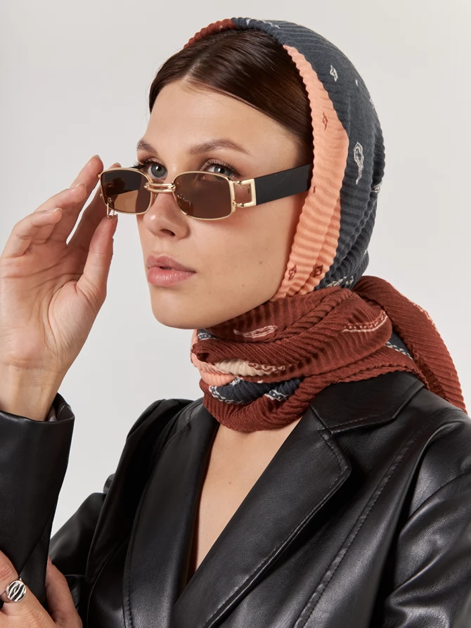 Платок женский многоцветный с принтом SPR-855-2