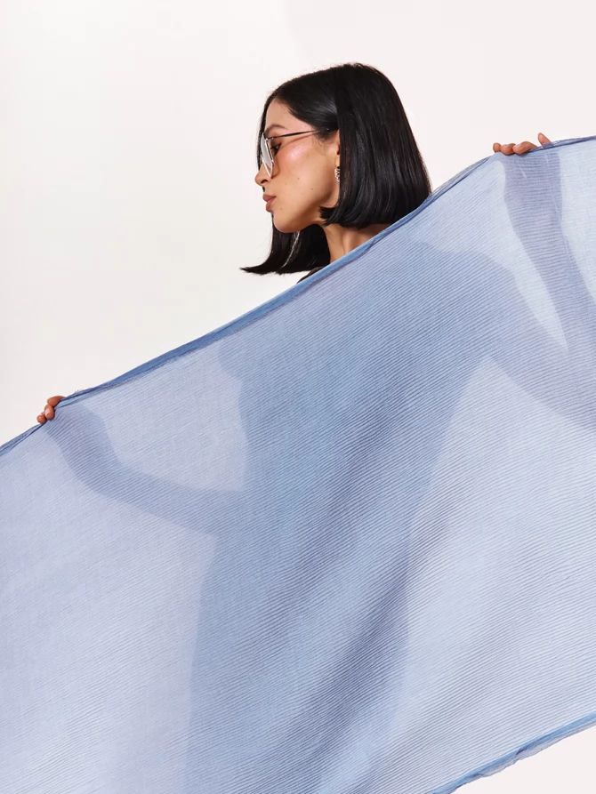 Палантин женский в небесно-голубом цвете