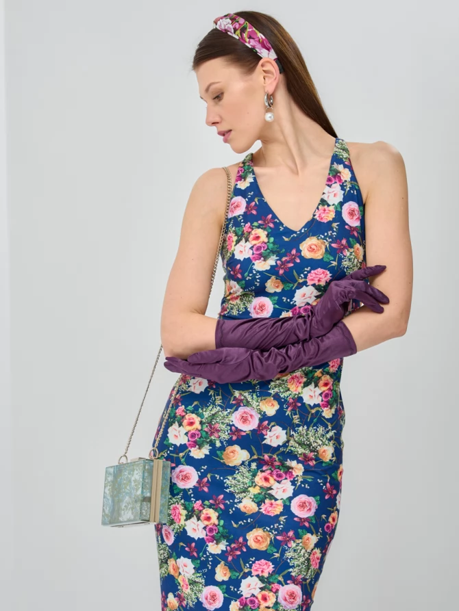 Платье с принтом масло