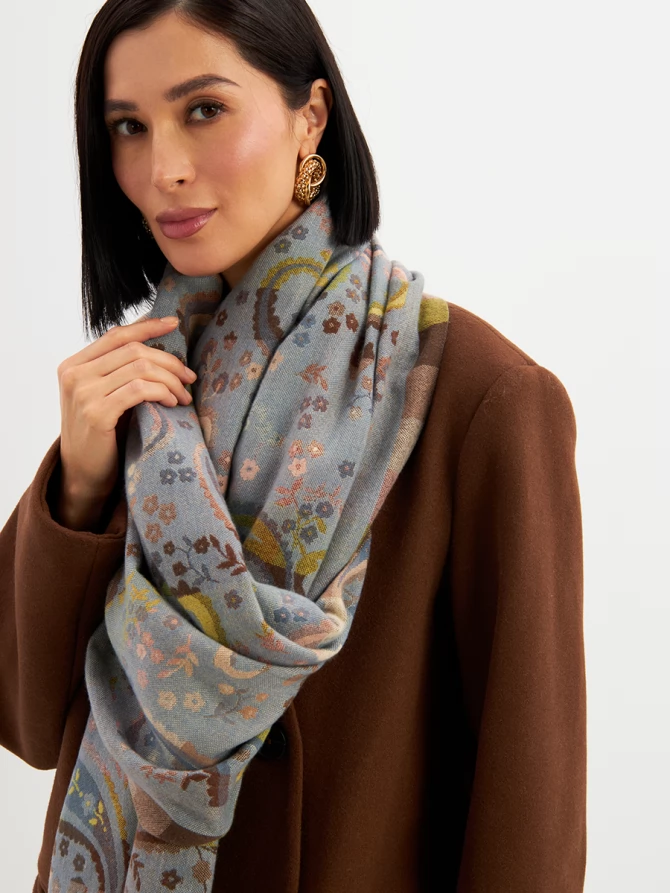 Палантин с узором Пейсли и бахромой