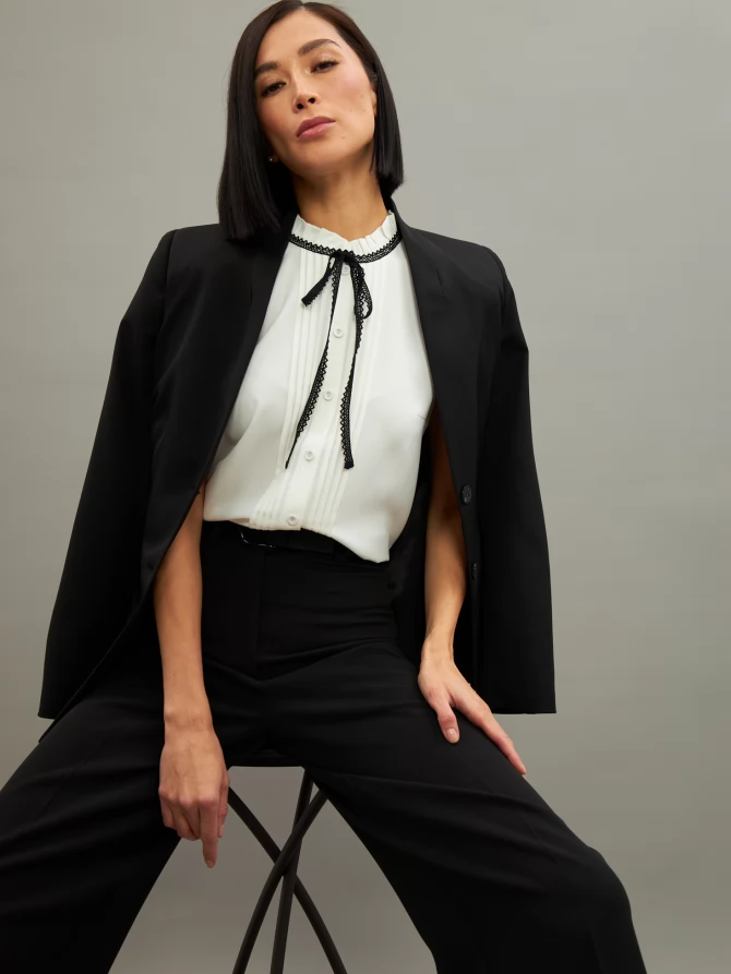 Блузка без рукавов с отделкой из тесьмы OD-973-1 белый