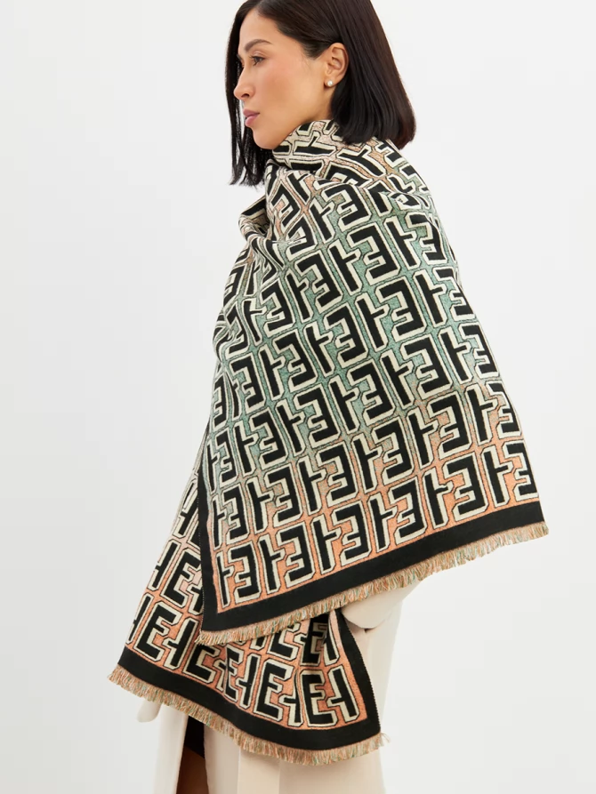 Палантин женский двусторонний с геометрическим принтом