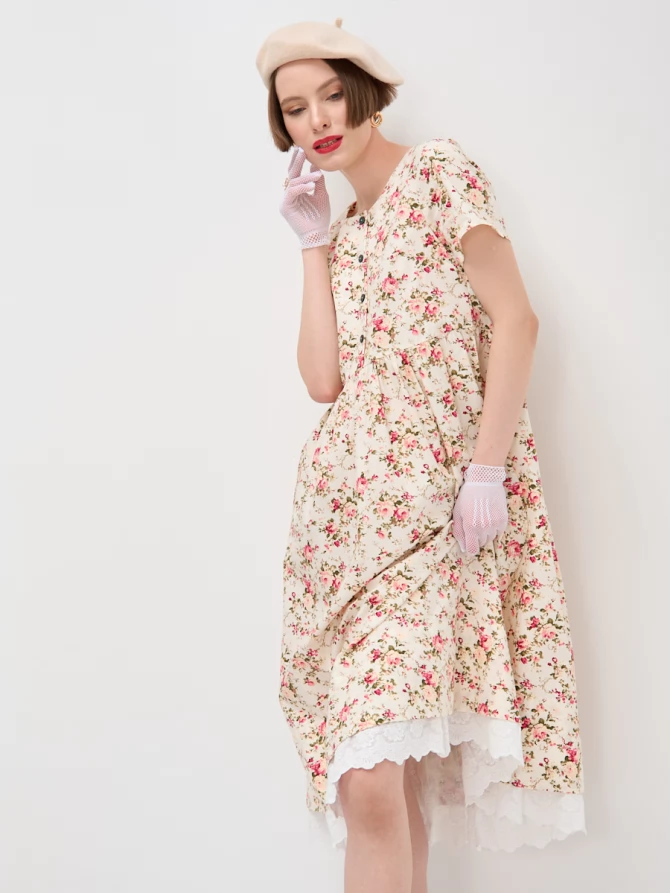 Платье хлопковое с цветочным принтом и кружевом