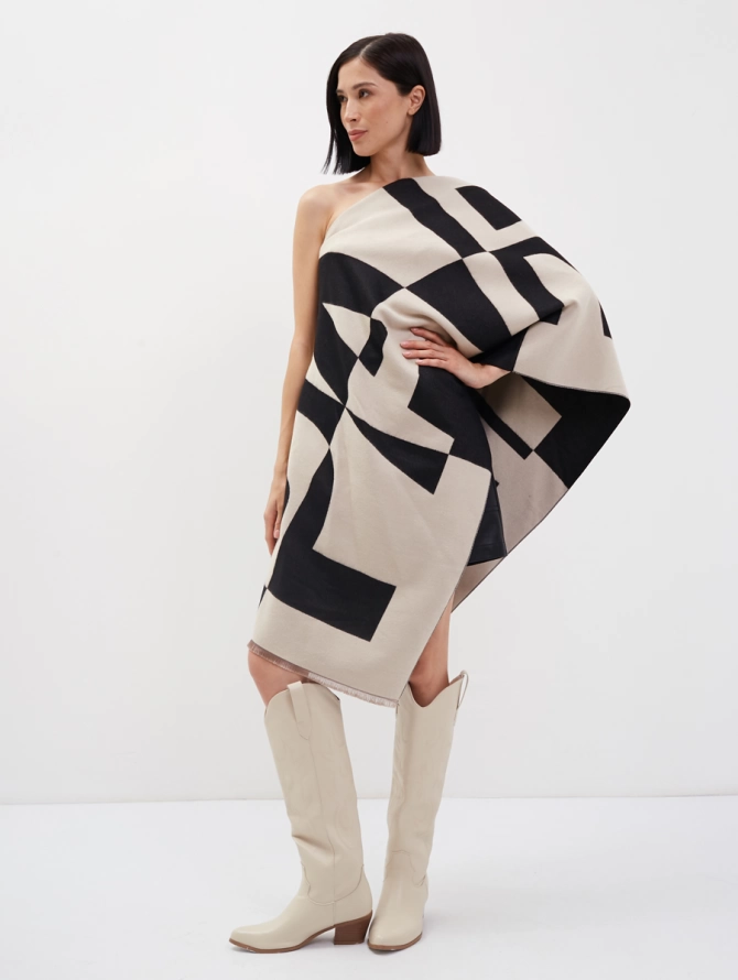 Палантин с двусторонним геометрическим принтом