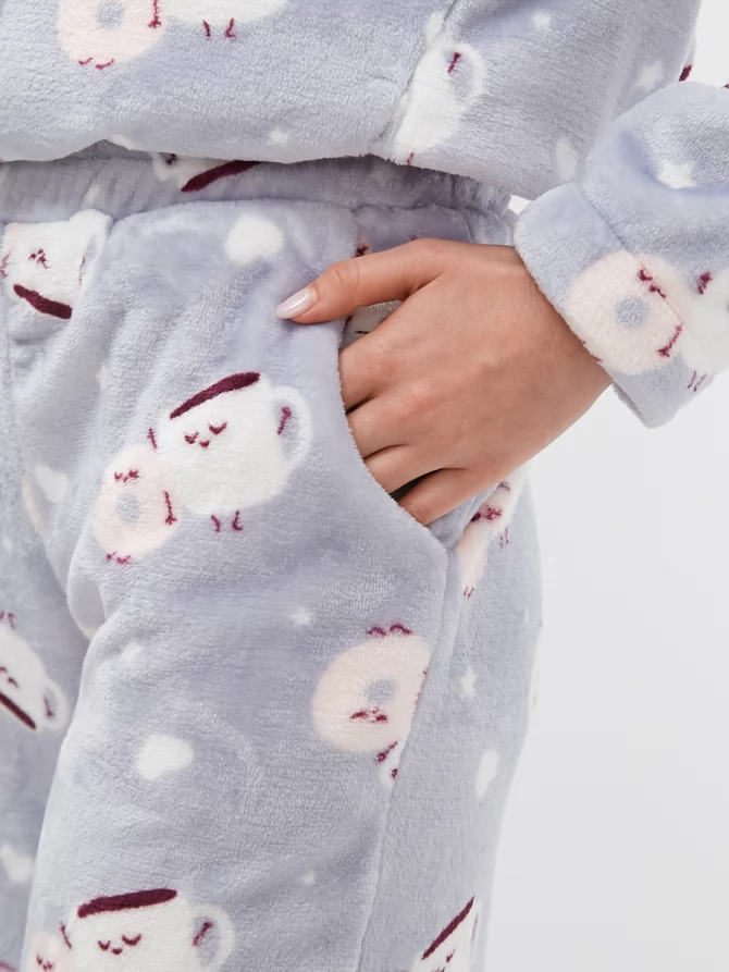 Брюки из плюша