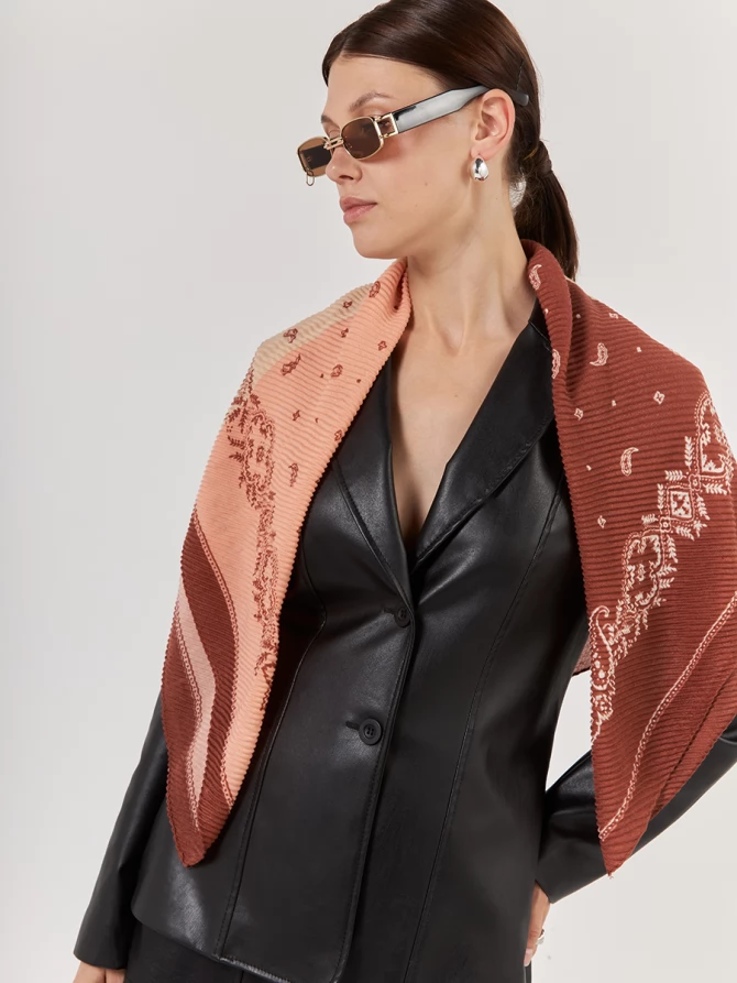 Платок женский многоцветный с принтом SPR-855-2