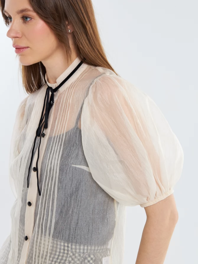 Блузка из органзы с бархатной завязкой и защипами  OD-951-1 молочный