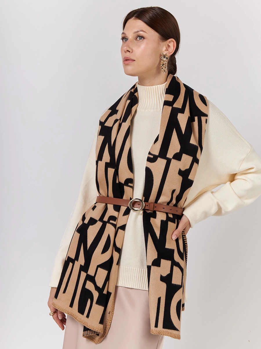 Палантин двусторонний с графическим принтом