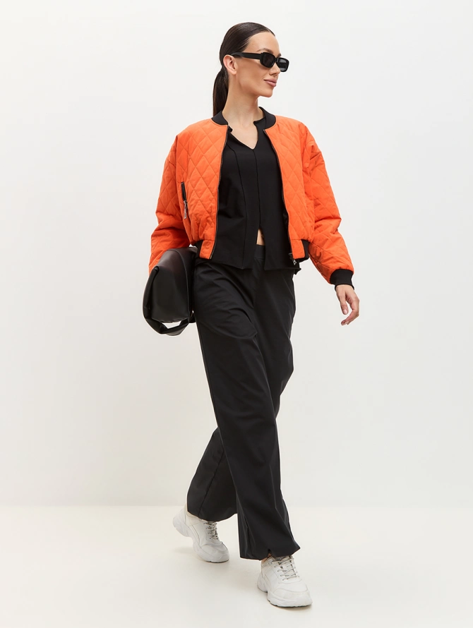 Бомбер стеганый оранжевый