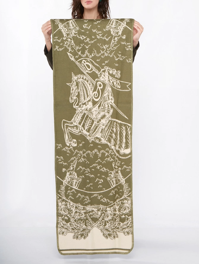 Палантин женский с двусторонним принтом