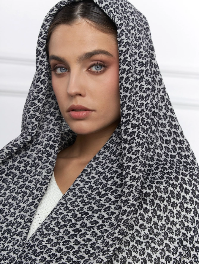 Палантин женский с мелким узором