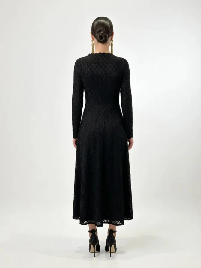 Платье из трикотажного кружева OD-904-3 черный с фестонами