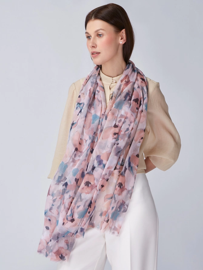Палантин женский с акварельным рисунком