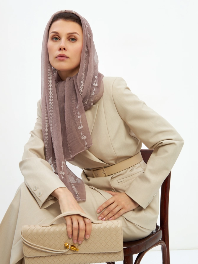 Палантин женский из жатого шифона с вышивкой DRK-145-101