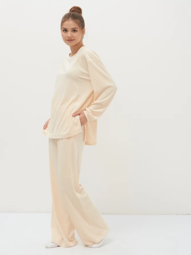 Брюки-палаццо из велюра