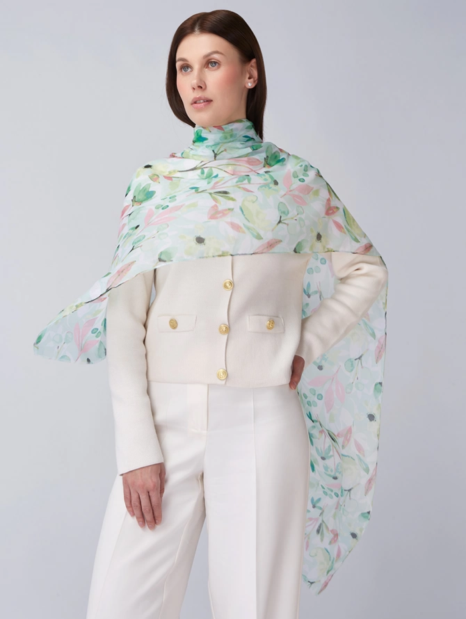 Палантин женский с акварельным рисунком