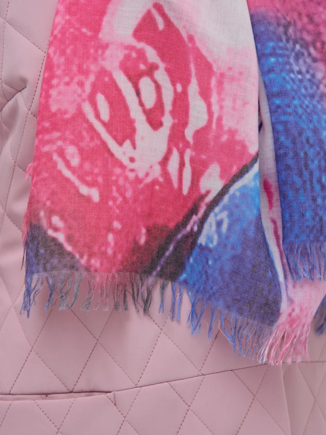 Палантин с ручной росписью и бахромой