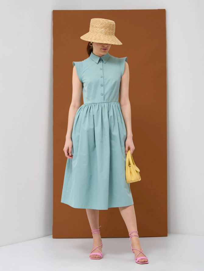 Платье из хлопка св.зеленое с воротником-стойкой